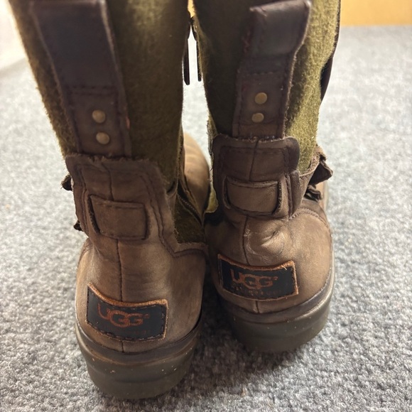 UGG Women’s Simmens Boots Brown/Green side Zipper Size: 6.5 - Picture 2 of 9